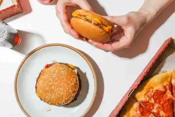 Fast Food dan Instan Food Menjadi Makanan Tidak Menyehatkan Tergantung Pola Makan Kita