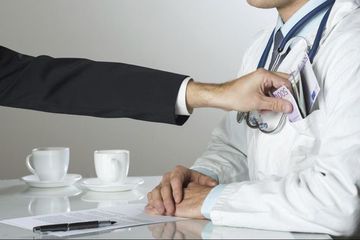 Dokter Korupsi Dana Insentif Nakes Penanganan Covid-19, Kepala Puskesmas Serempak Kembalikan Uang ke Negara