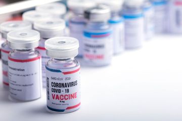 Ada 5 jenis vaksin Covid-19 yang dijadikan vaksin booster oleh pemerintah Indonesia.