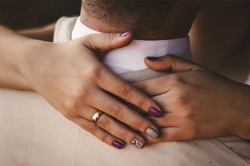 Penyandang hipertensi tidak dapat melakukan hubungan suami istri sembarangan.