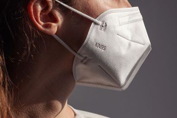 Masker Ganda atau Masker N95, Ini Jenis Masker Handal Menangkal Omicron Rekomendasi Dokter