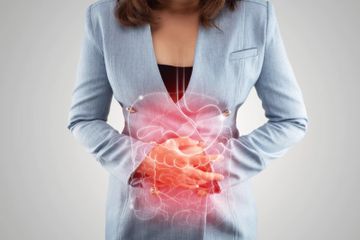 Penyakit usus buntu menimbulkan rasa nyeri dan pembengkakan pada organ.