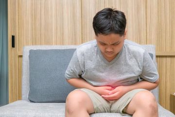 Meredakan diare dengan bahan alami di rumah.