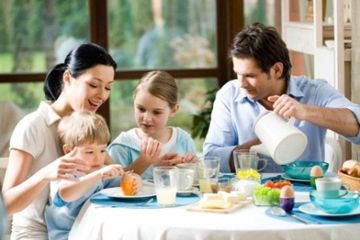 Anak sarapan berisi nutrisi seimbang berdampak baik pada pertumbuhan, status gizi hingga penyerapan ilmu di sekolah.