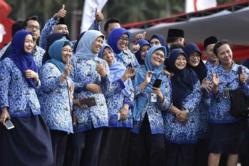 Karyawan kantorn diminta WFH kembali di 2022 hingga akhir tahun.