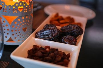 Buah kurma untuk santapan buka puasa.