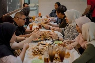 Diare bisa diakibatkan oleh makanan yang kita konsumsi saat buka buasa.