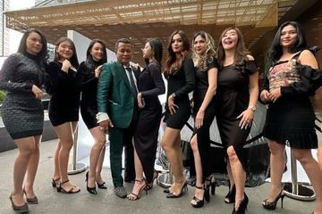 Dikelilingi 24 Aspri Cantik nan Seksi, Hotman Paris Bongkar ...