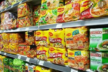Makanan kemasan instan mengandung garam melebihi kebutuhan harian, berisiko hipertensi.