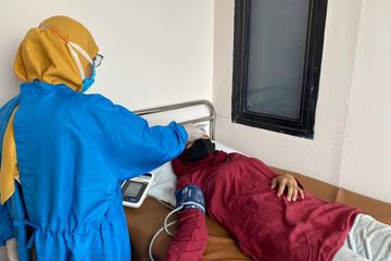 Metode tiup-tiup di bidan