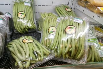 Buncis memiliki berbagai kandungan nutrisi yang bermanfaat bagi kesehatan.
