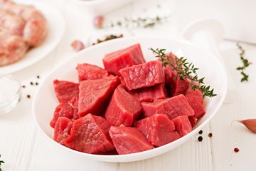 Tips makan daging kurban tanpa takut kolesterol.