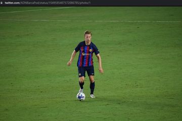 Sikap Barcelona ke Frenkie de Jong Bak Memperlakukan Seonggok ...