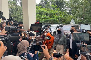 Hak Asuh Anak Sudah Ada di Tangan, Nathalie Holscher Sepakati ...