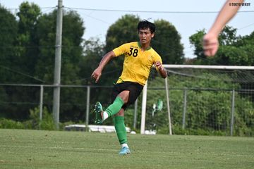 Bek timnas Indonesia, Pratama Arhan mencatatkan menit bermain saat Tokyo Verdy melakoni laga ujicoba melawan Toyo University di Verdy Ground, Minggu (31/7/2022).