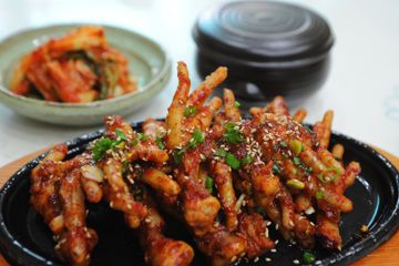 Manfaat Makan Ceker Ayam, Baik untuk Sendi Hingga Kesehatan Jantung