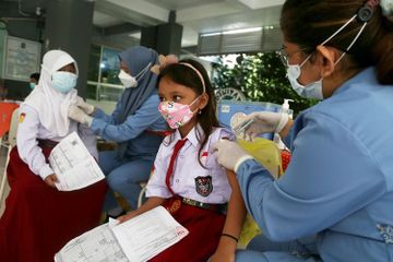 Vaksin dosis ketiga untuk anak usia 6-11 tahun belum jadi priroritas.