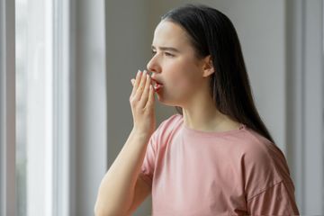 Sering disepelekan, ternyata inilah penyebab bau mulut 