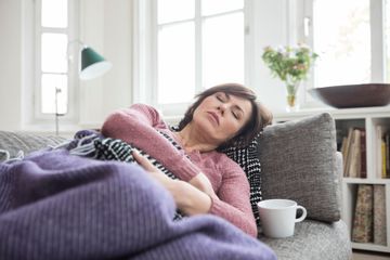 Titik  Akupresur Mengatasi Masuk Angin, Ini Bagian yang Harus Dipijat