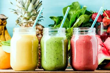 Jus buah, ternyata termasuk minuman yang tidak disarankan bagi penderita penyakit ginjal.