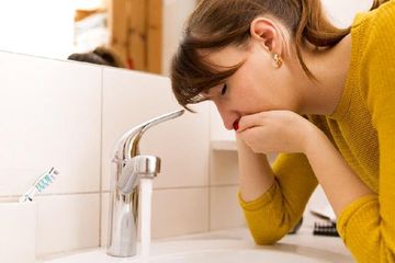 Saat Menstruasi Mengalami Mual, Jangan Takut, Pilih 1 dari 10 Tips Ini Untuk Mengatasinya