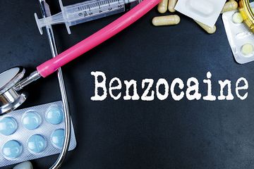 Benzocaine, obat sariawan reset dokter yang bisa digunakan, begini cara pakainya.