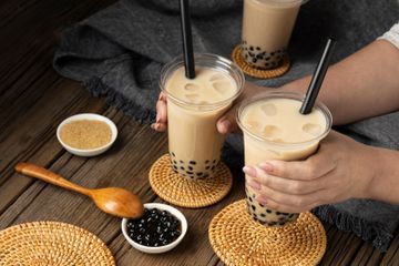 Segelas minuman boba memilki kandungan gula sangat tinggi, mendekati batas aturan konsumsi sehari-hari.