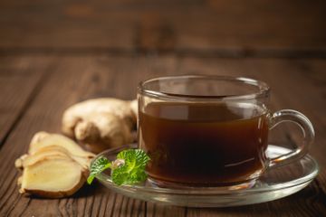 Kandungan antioksidan dan senyawa lain dalam minuman penurun kolesterol, berguna menjaga kadarnya tetap stabil.