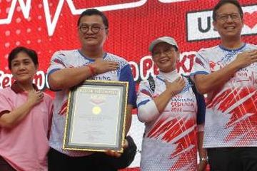  Acara Use Heart For Ever Heart, senam jantung dilakukan Menteri Kesehatan Budi Gunadi dalam rangka Hari Jantung. 