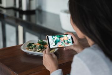 Aplikasi Carevo memudahkan analisis kalori makanan anda 