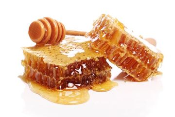 Madu jadi salah satu obat sakit mata infeksi alami