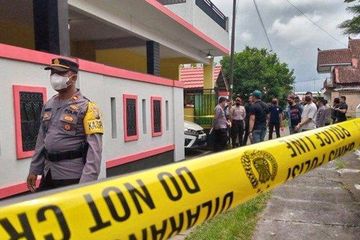 TKP satu keluarga, 3 orang ditemukan tewas di dalam rumah mereka di Mertoyudan, Magelang, Jawa Tengah, Senin (28/11/2022)