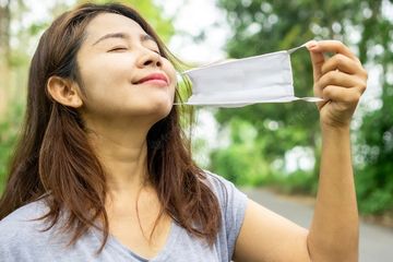 Kaleidoskop 2022, Masyarakat Boleh Lepas Masker di Ruang Terbuka