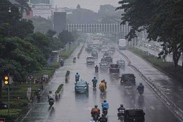 Cuacara ektrim di Jakarta 28 Desember 2022. Ini yng harus disiapkan dan dilakukan masyarakat.