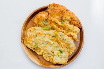 Selain gorengan, inilah beberapa makanan yang jadi penyebab kolesterol tinggi