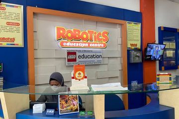 Robotic hotsell learning center