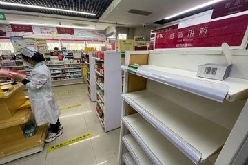 Indonesia Cabut PPKM, Warga China Kelimpungan Dapatkan Obat Covid-19, Pasar Gelap Diserbu