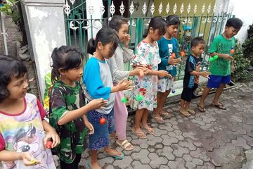 Memakan korban, bermain lato-lato disebut kembalikan generasi Z untuk bersosialisasi, kenali manfaat dan bahayanya.