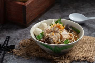 Siapa Bilang Tidak Boleh Makan Bakso Setelah Operasi Sesar? Ini yang Benarnya
