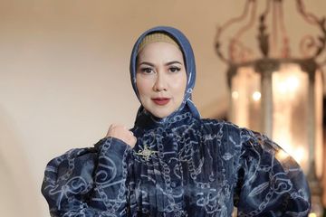 Venna Melinda alami pendarahan pada hidungnya
