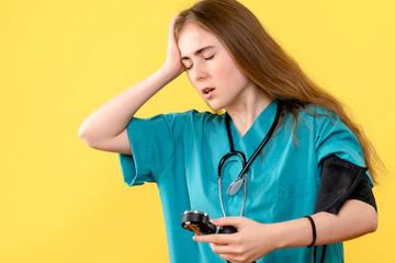 Sering Pingsan Akibat Darah Rendah? Coba Atasi dengan Cara Alami Ini Agat Gak Terulang