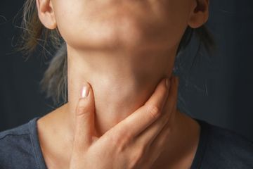 Tips Mengatasi Kerongkongan dan Tenggorokan Kering Saat Berpuasa
