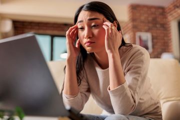 Kenali titik pijat atasi pusing yang bisa dilakukan sendiri