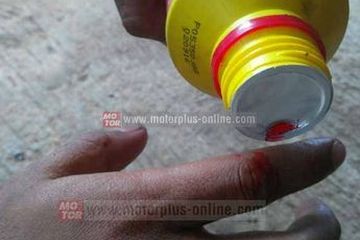 Hanya Ada di Indonesia, Luka Sayat dan Tusuk Diobati dengan Minyak Rem Kendaraan