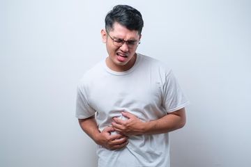 Selain karena makanan asam, inilah pemicu asam lambung naik