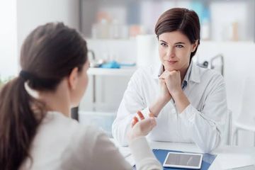 Pengobatan kurap secara medis dibutuhkan terutama bila infeksi terjadi di kulit kepala.
