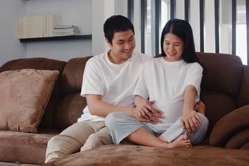 Penjelasan tips hubungan intim di usia kehamilan 5 bulan
