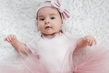 Rangkaian Nama Bayi Perempuan 2-3 Kata Lengkap dengan Arti, Ada ...