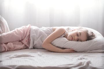 Manfaat tidur siang untuk anak 