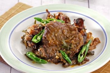 Ketahui apakah penderita asam urat bisa makan daging kambing.